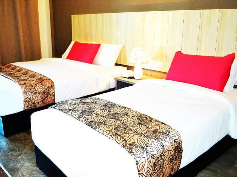 Eastville Residence Kuantan Ngoại thất bức ảnh