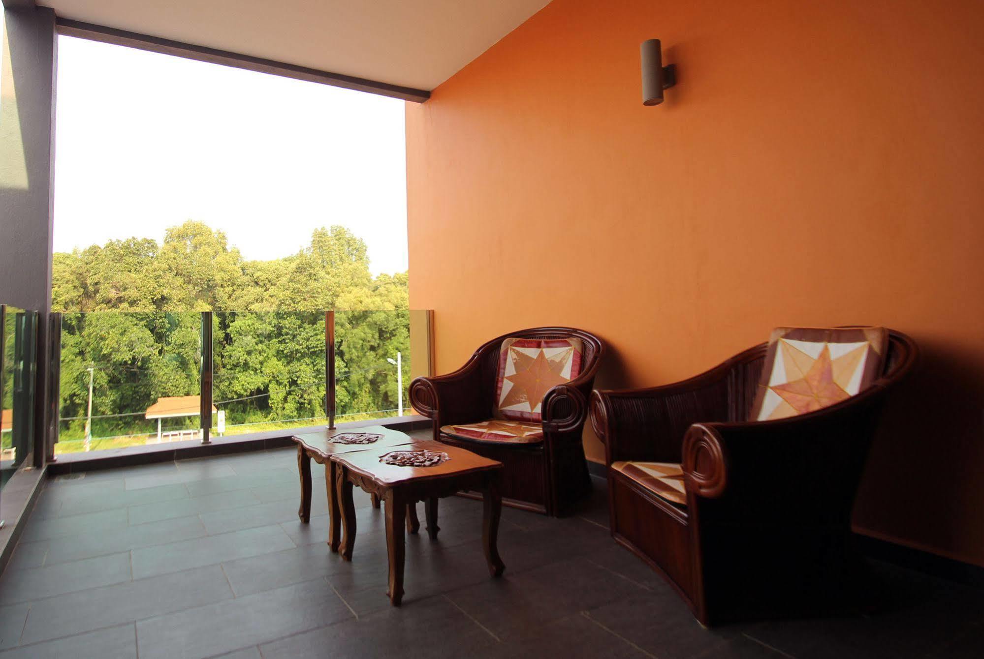 Eastville Residence Kuantan Ngoại thất bức ảnh