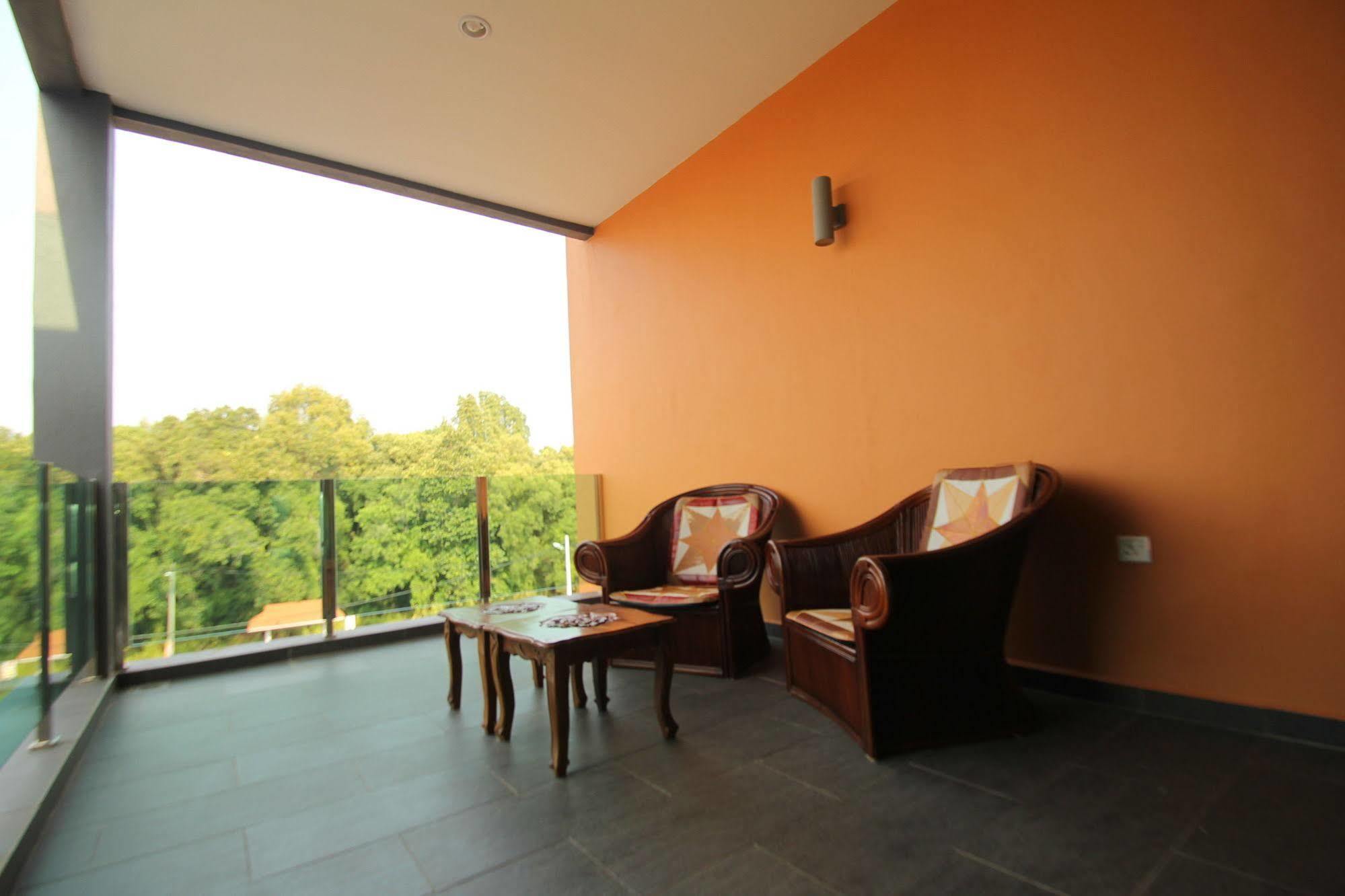 Eastville Residence Kuantan Ngoại thất bức ảnh